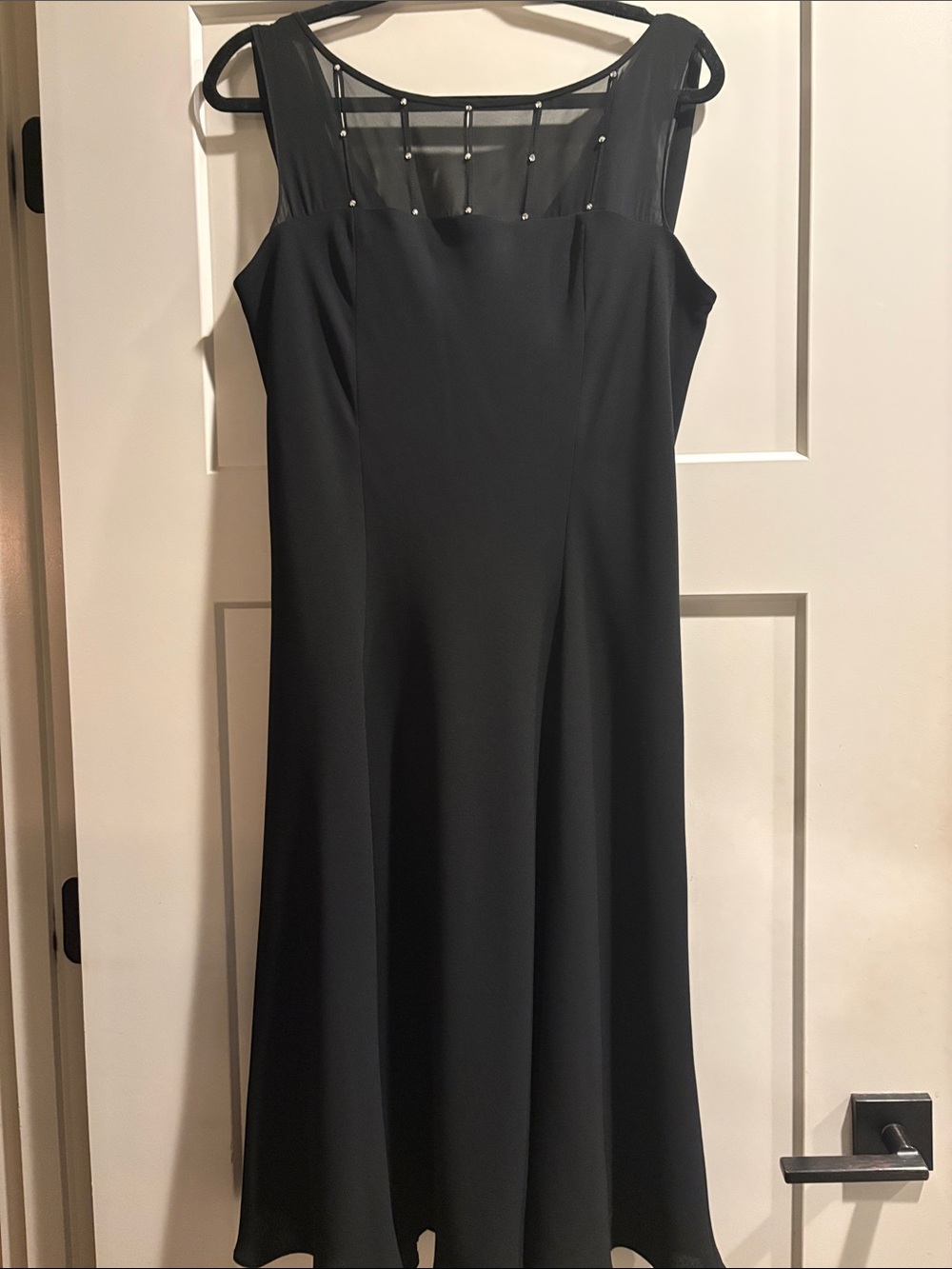 Jones Wear Black Midi Dress w/Sheer Mesh Yoke - Size 14 - Elegant, Classy